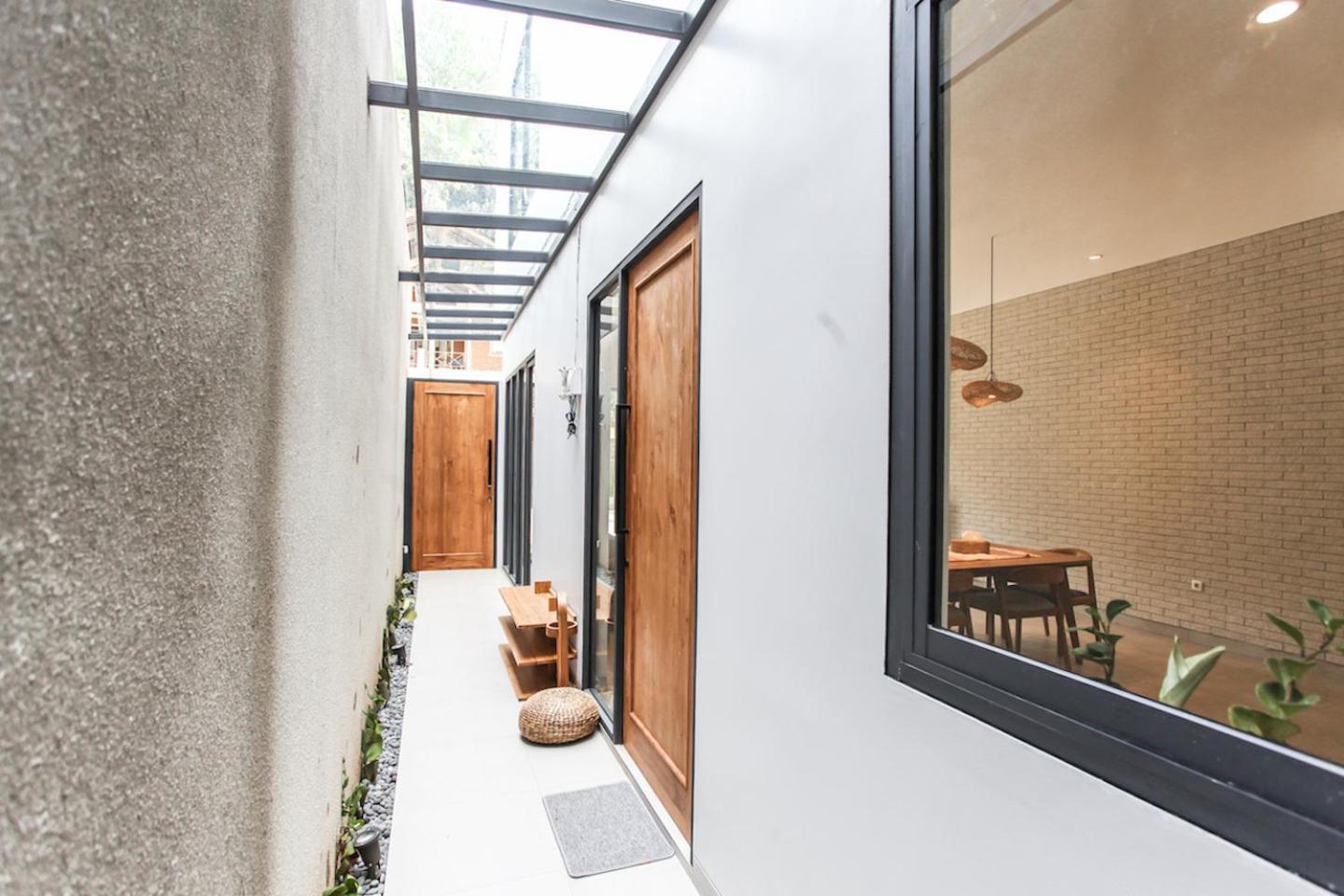 バンドゥン The Banyu House 3ヴィラ エクステリア 写真
